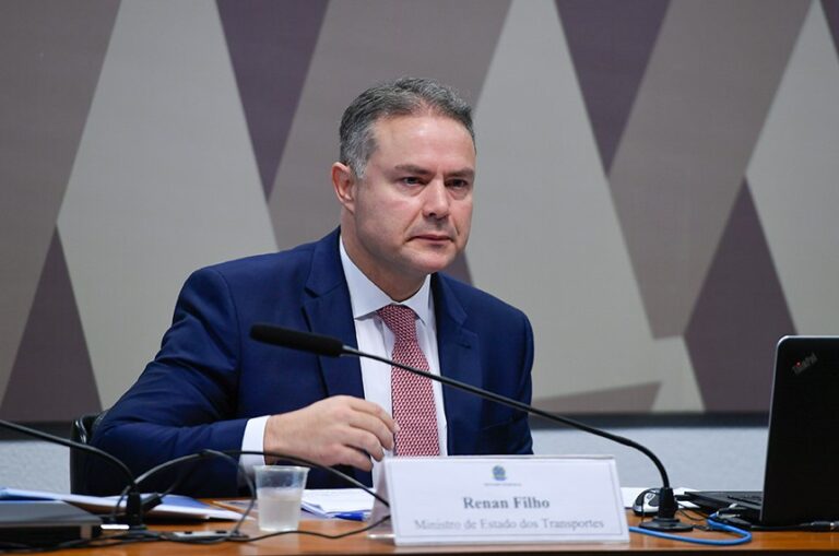 R$ 100 MILHÕESRenan Filho anuncia maior investimento em mobilidade urbana da história de Campina Grande