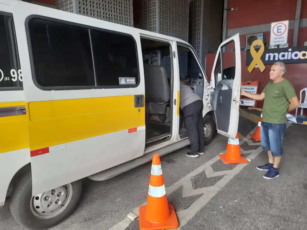 Última semanaSemob-JP segue vistoria em transportes escolares para garantir segurança dos estudantes