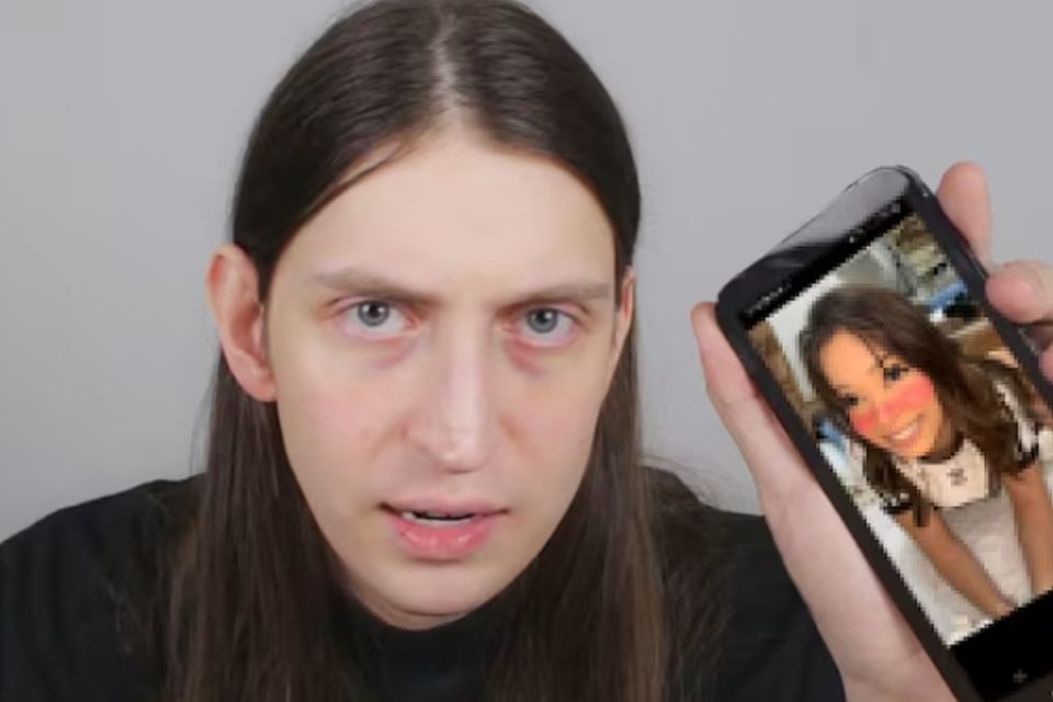 INFÂNCIA PRESERVADAJoão Azevêdo amplia Lei Felca e estende proteção contra adultização a todos os menores de 18 anos