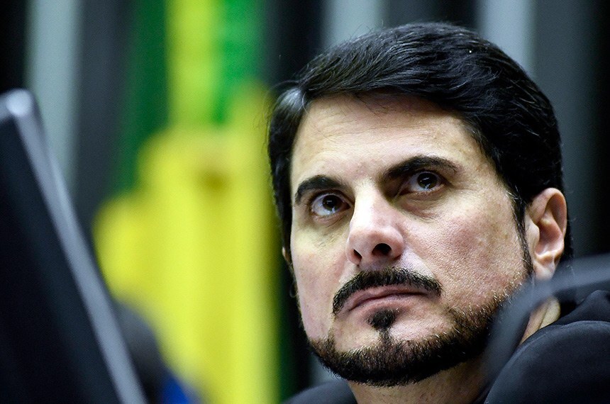 AÇÃO DE MORAESSenadores da oposição repudiam cautelares contra do Val e pedem reação do Senado