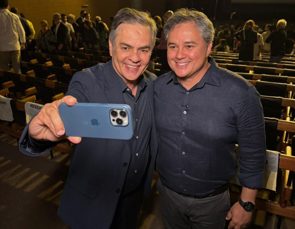 EM CAMPINA GRANDE‘Ronaldo é saudade que ultrapassa gerações’, diz Efraim no lançamento do curta em homenagem ao poeta