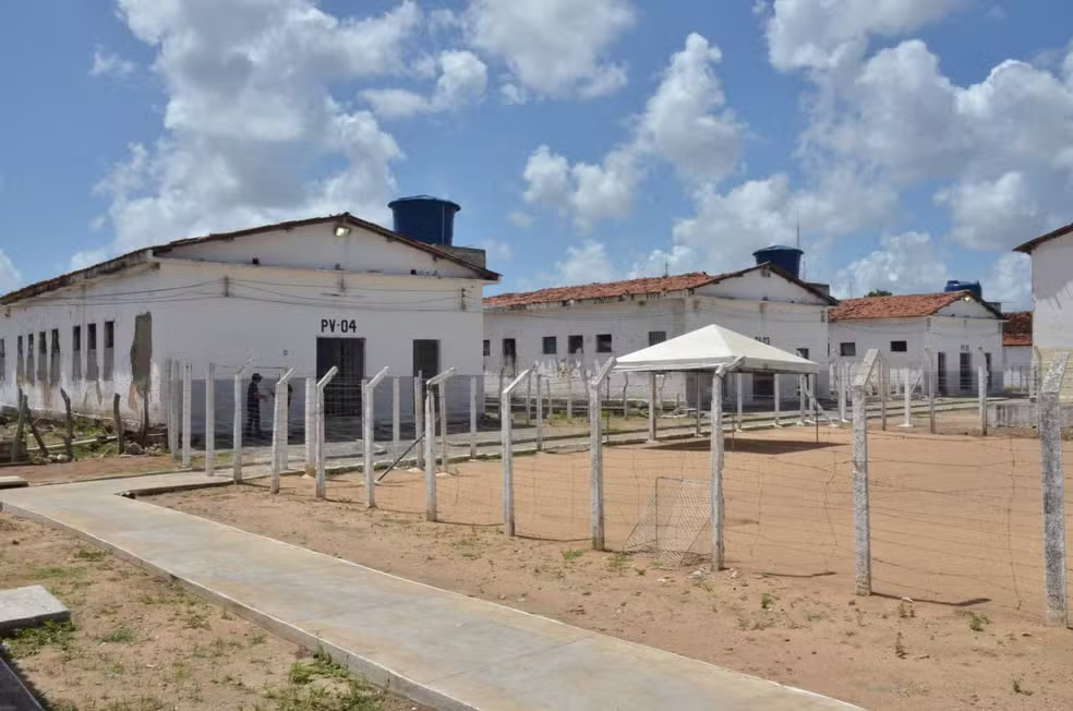 PRESÍDIO DO RÓGERHytalo e marido estão em penitenciária que opera com quase 200 presos acima da capacidade
