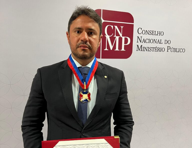 LISTA TRÍPLICEQuintans defende atuação mais próxima do cidadão e reforço à segurança pública no MPPB