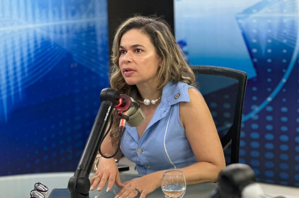 Rosália Lucas entra no debate de 2026, se coloca à disposição do PP e dispara contra gestão de Campina