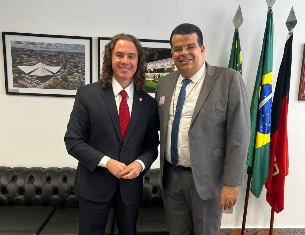 EM BRASÍLIAVeneziano confirma apoio ao Crescer 2026 em Campina Grande