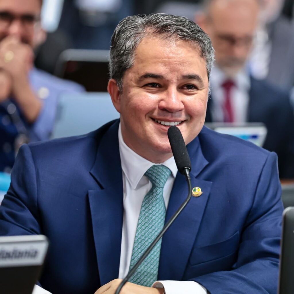 MOVIMENTOEfraim diz que crise na base de João fortalece oposição e projeta três candidaturas em 2026