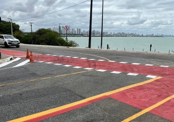 ALERTALadeira entre Altiplano e Cabo Branco é interditada totalmente em João Pessoa