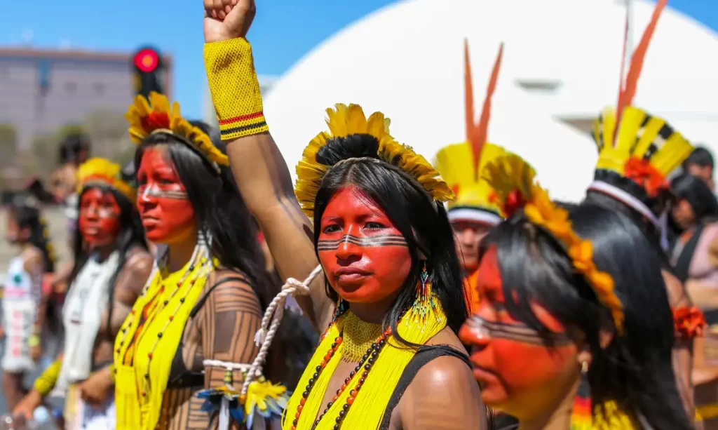 MUDANÇAS AMBIENTAISCongresso avança em propostas que alteram leis ambientais durante julgamento de Bolsonaro