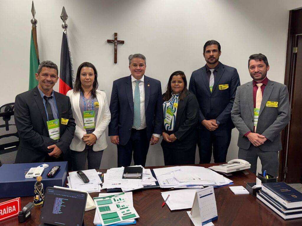 MORTE DE VEREADOR“Quantas mortes mais precisarão ocorrer?”, questiona Efraim ao cobrar firmeza do governo na segurança da Paraíba