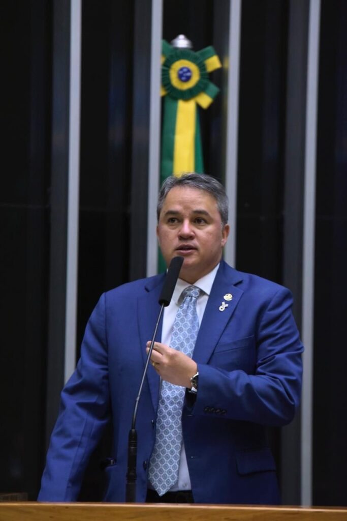 NO SENADO“A gente luta pela inclusão real”, diz Efraim ao reforçar compromisso com a causa do autismo