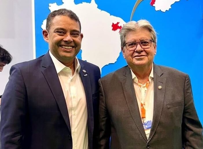 MOVIMENTAÇÃOApós apoio de Diego Tavares a Cícero, João Azevêdo exonera Delano Tavares do Turismo e nomeia aliado de Eduardo Carneiro