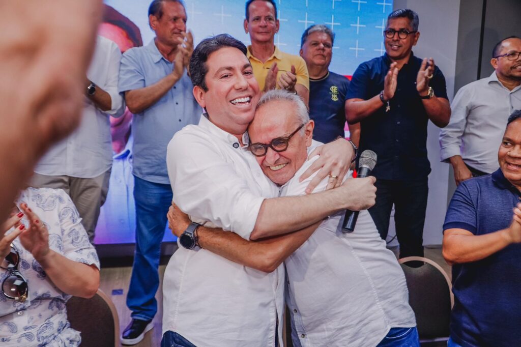 POSICIONAMENTO POLÍTICOFelipe Leitão diz que entrega de cargos foi por coerência e para não “usufruir de um projeto que combate”