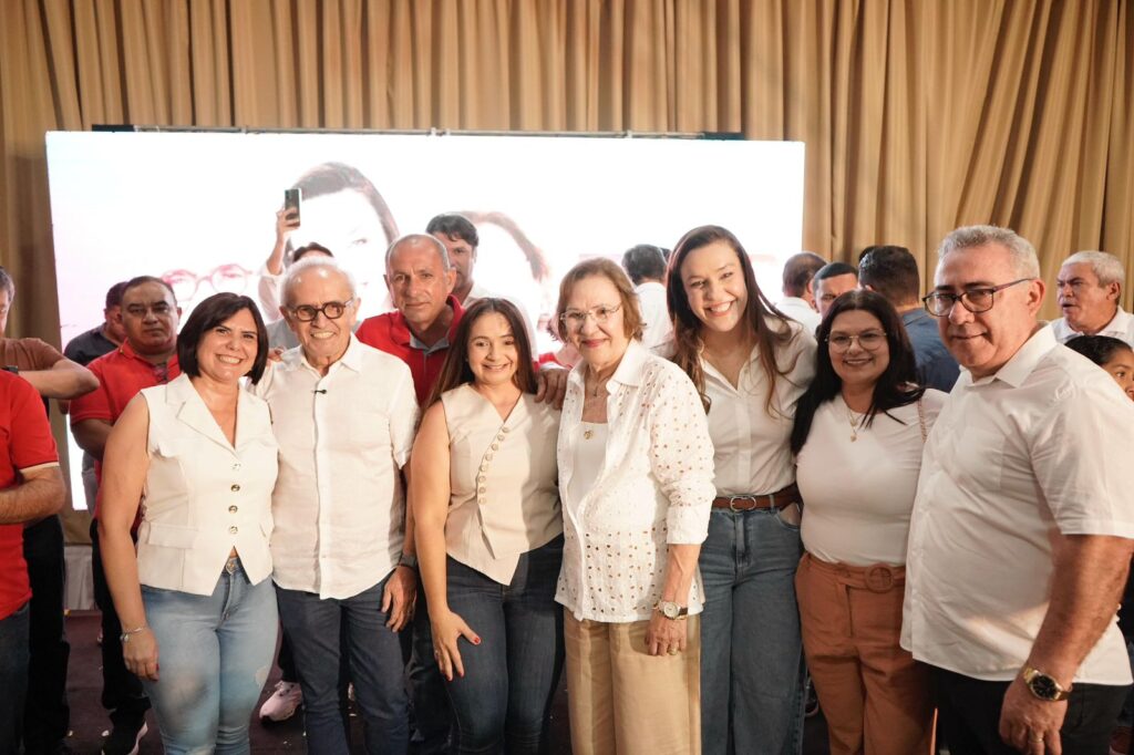 Cícero recebe apoio da família Toscano em Guarabira e diz que vai levar desenvolvimento do Litoral ao Sertão