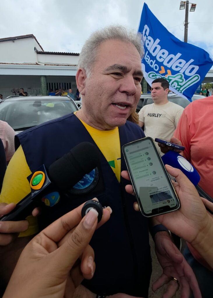Queiroga reforça convite a Efraim para o PL, adia definição do vice e não descarta apoio a Nabor: “Se o Republicanos quiser aliança, a gente discute”