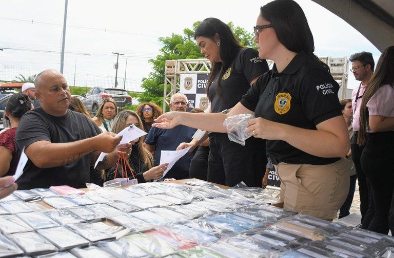 POLÍCIA CIVILOperação Recupera devolve 500 celulares e reforça combate ao crime na Paraíba
