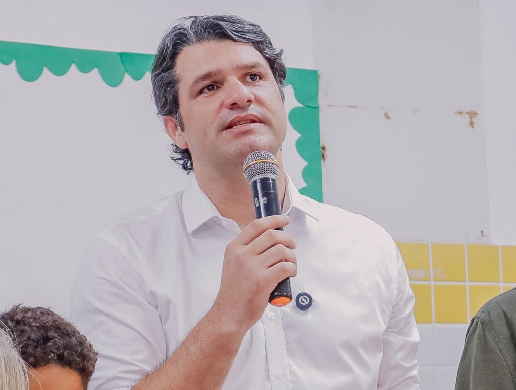 MINI REFORMALéo Bezerra promove mudanças na gestão, exonera aliado político e mexe no tabuleiro administrativo