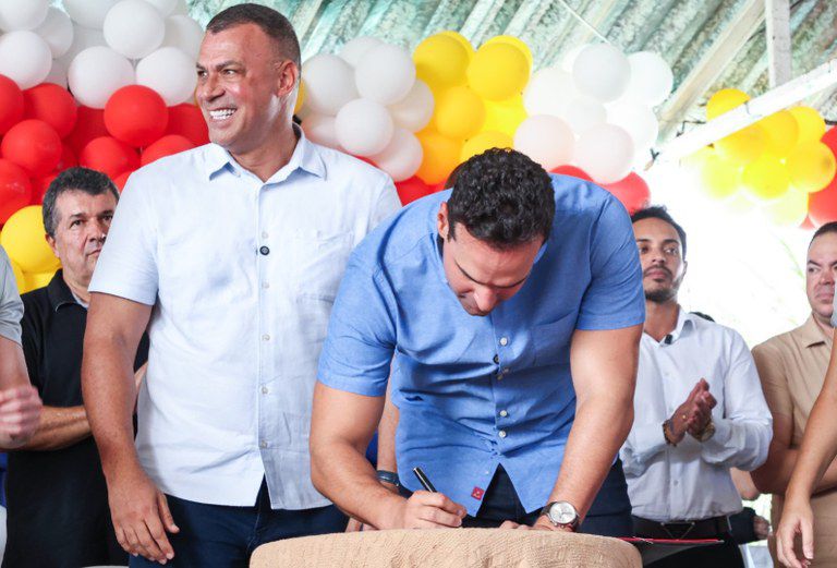PROJETO DE GOVERNOLucas Ribeiro garante casas populares e leva novo conjunto habitacional para 150 famílias em Sapé