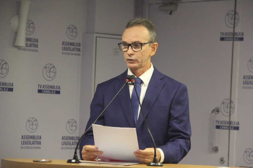 ELEIÇÕES 2026Nilson admite dividir palanque com prefeito após rompimento familiar em Conceição ELEIÇÕES 2026Nilson admite dividir palanque com prefeito após rompimento familiar em Conceição