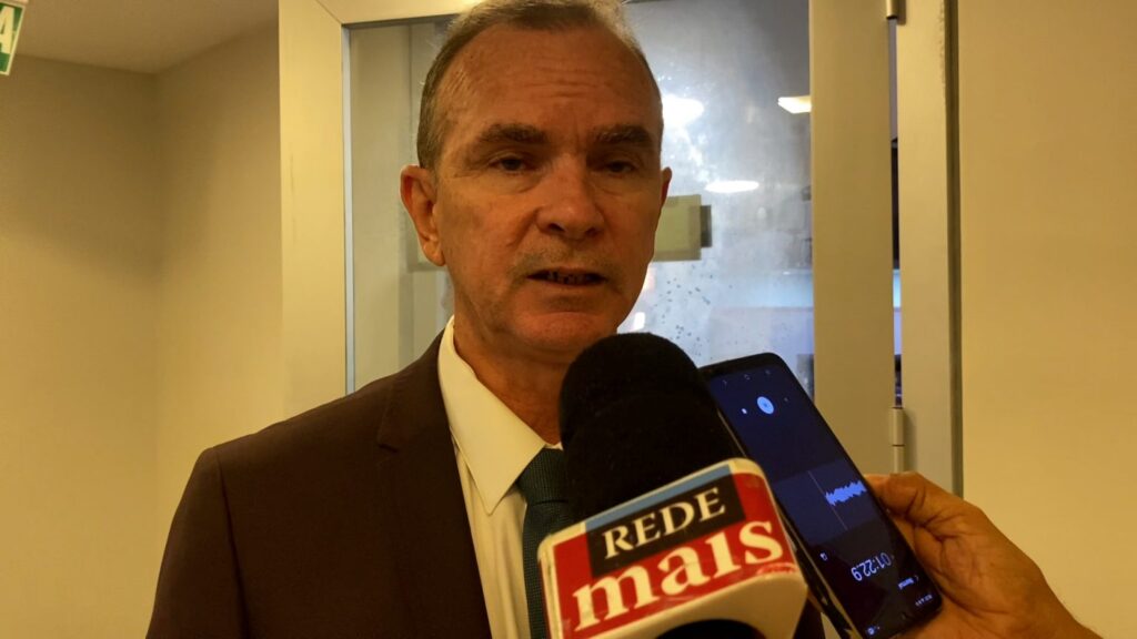 ELEIÇÕES 2026Após 35 anos ao lado de Cássio, Nilson Lacerda anuncia apoio a Lucas Ribeiro