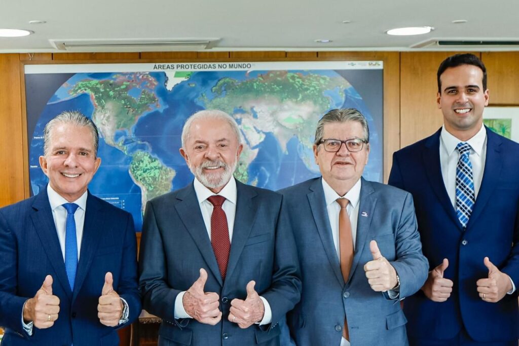 ELEIÇÕES 2026Lucas Ribeiro confirma articulação para trazer Lula à Paraíba durante campanha eleitoral ELEIÇÕES 2026Lucas Ribeiro confirma articulação para trazer Lula à Paraíba durante campanha eleitoral