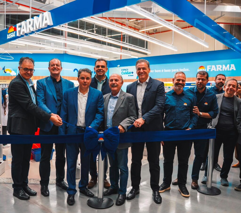LEI HISTÓRICALei de Efraim permite primeira farmácia em supermercado do Brasil e amplia expectativa de queda no preço dos medicamentos