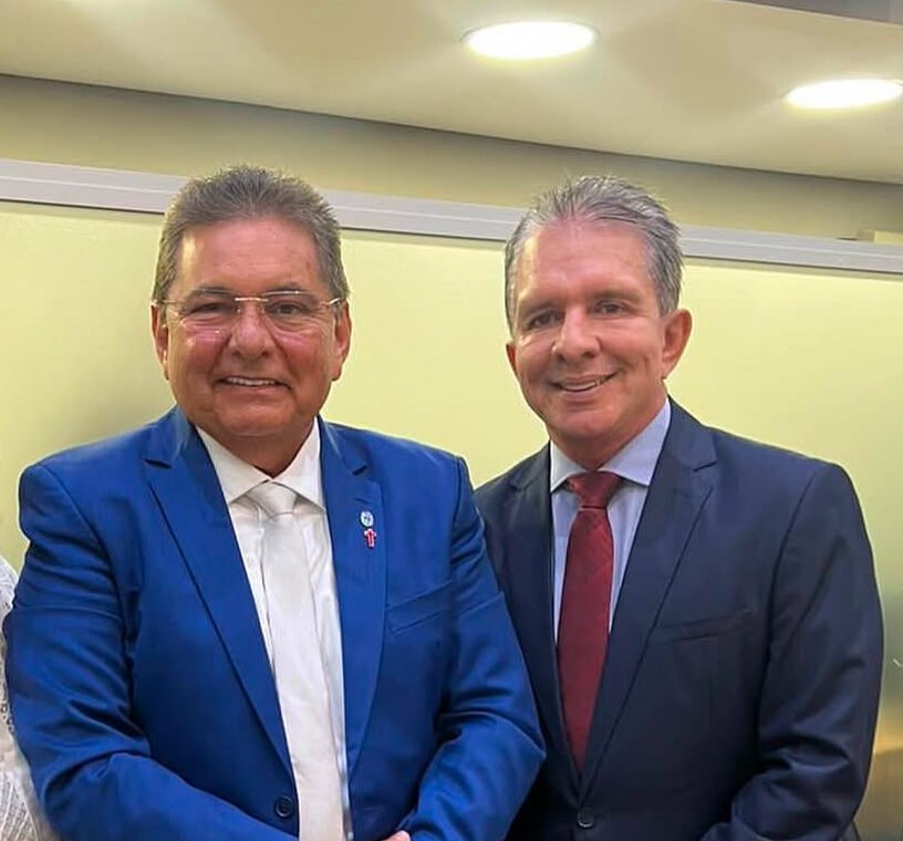 ELEIÇÕESAdriano Galdino prevê debandada de até 20 prefeitos e novas adesões a Nabor na reta final