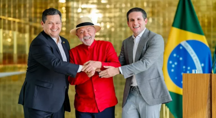 Lula chama Hugo Motta e Alcolumbre para primeira reunião após reeleição Lula chama Hugo Motta e Alcolumbre para primeira reunião após reeleição